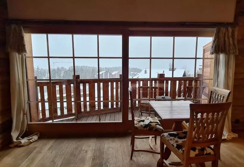 Junior Suite Bergblick, Etrier
