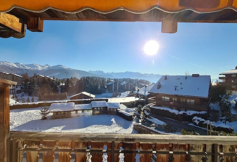 Классический номер с видом на горы, Etrier