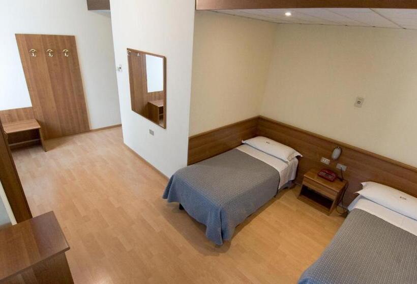 스탠다드 룸, Europa