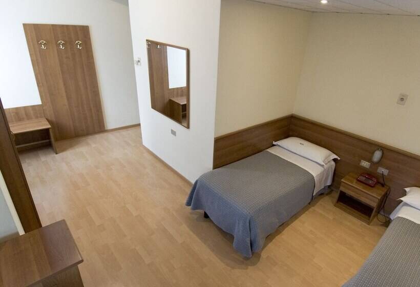 스탠다드 룸, Europa