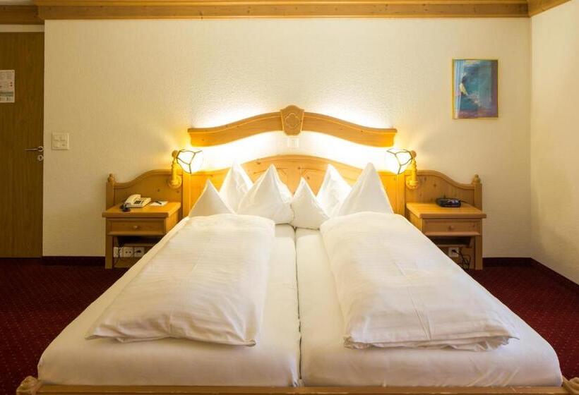 Четырехместный Номер Стандарт, Grindelwalderhof