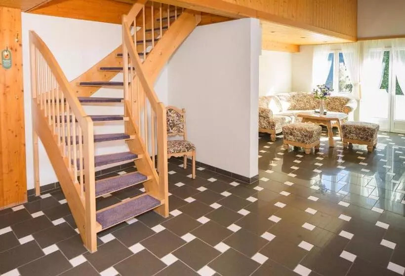 １ベッドルームアパートメント, Grindelwalderhof