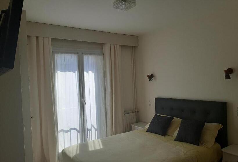 חדר סטנדרט, Aunis Saintonge