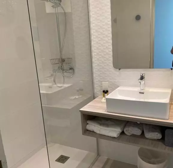 トリプルクラシックルーム, Hôtel Saint Clair, Côté Plage