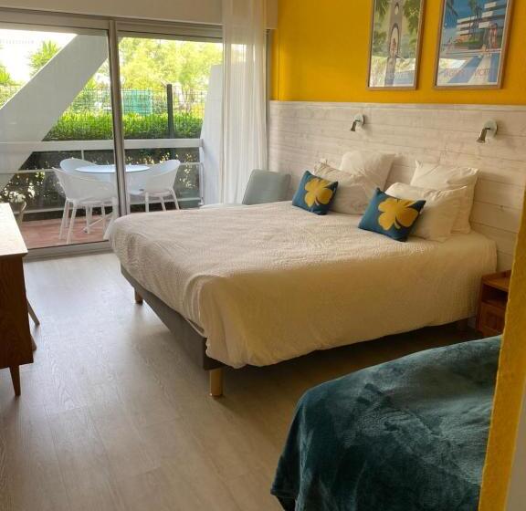 三人经典房间, Hôtel Saint Clair, Côté Plage