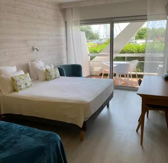 スタンダードトリプルルーム, Hôtel Saint Clair, Côté Plage