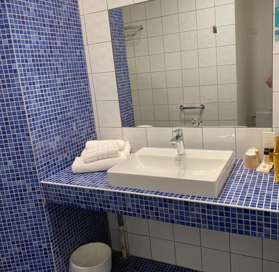 四人标准间, Hôtel Saint Clair, Côté Plage