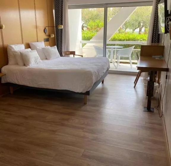 身障者適用スタンダードルーム, Hôtel Saint Clair, Côté Plage
