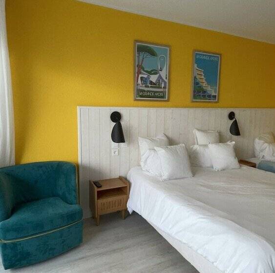 三人经典房间, Hôtel Saint Clair, Côté Plage