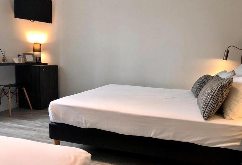 غرفة عائلية, Saint Louis