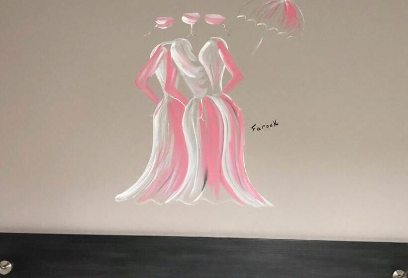 غرفة عائلية, Saint Louis