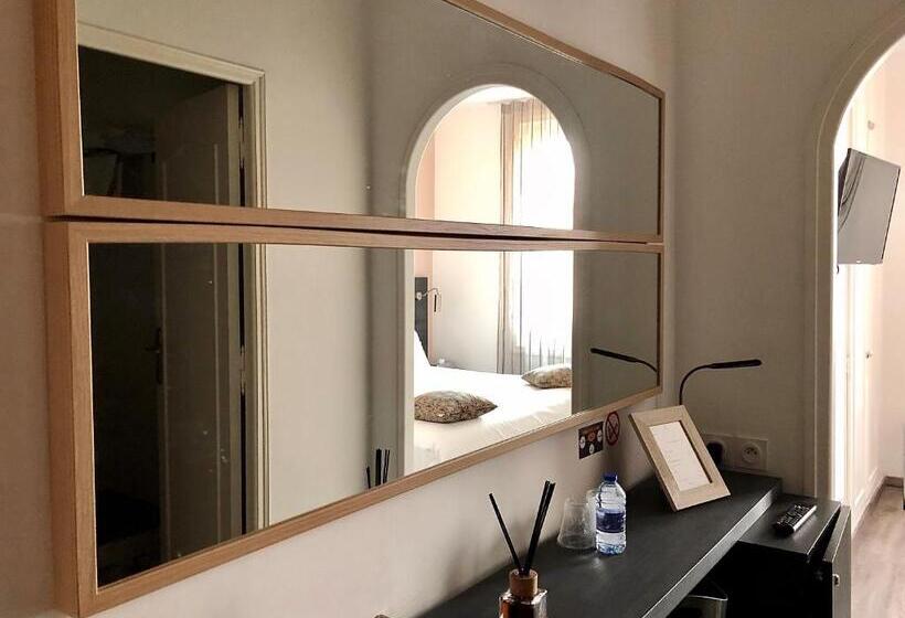 غرفة سوبيريور, Saint Louis