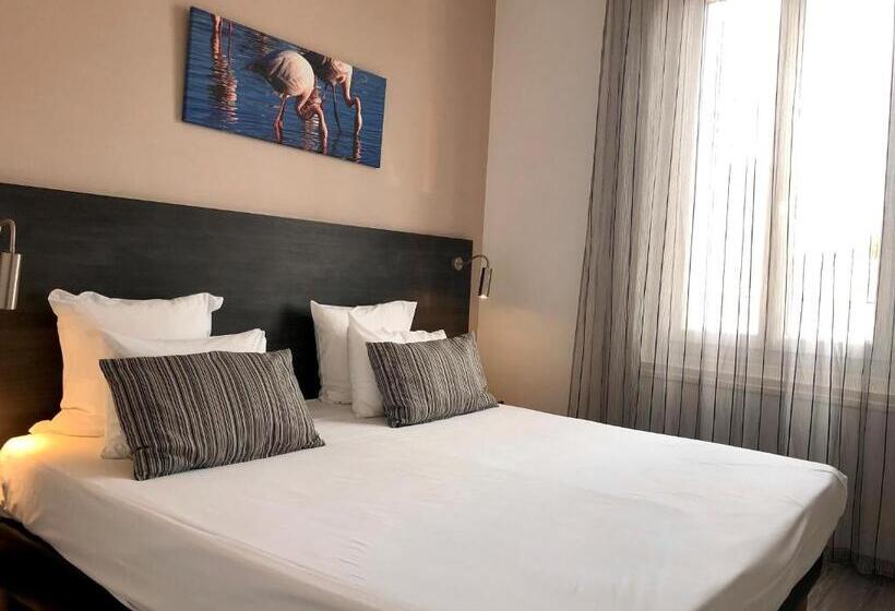 غرفة سوبيريور, Saint Louis