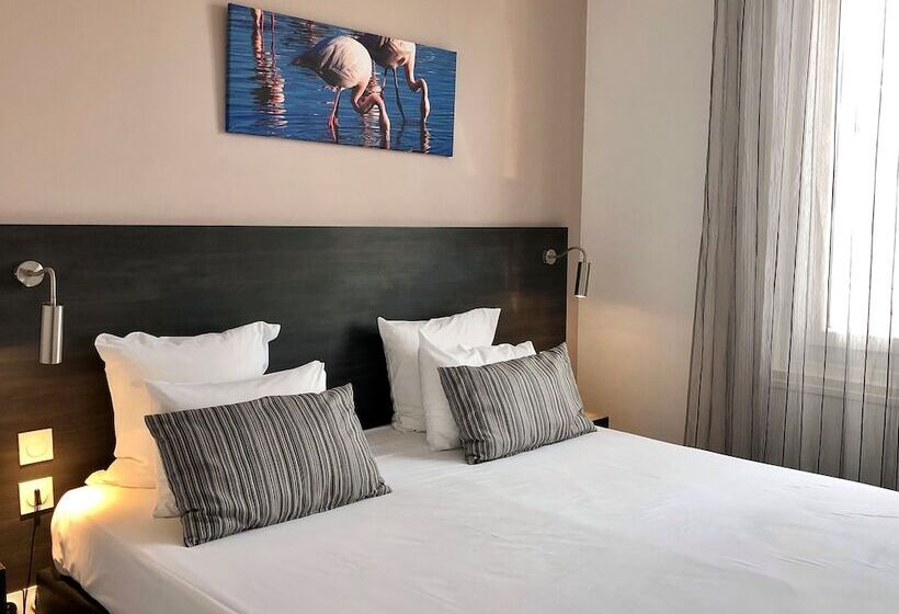 غرفة سوبيريور, Saint Louis