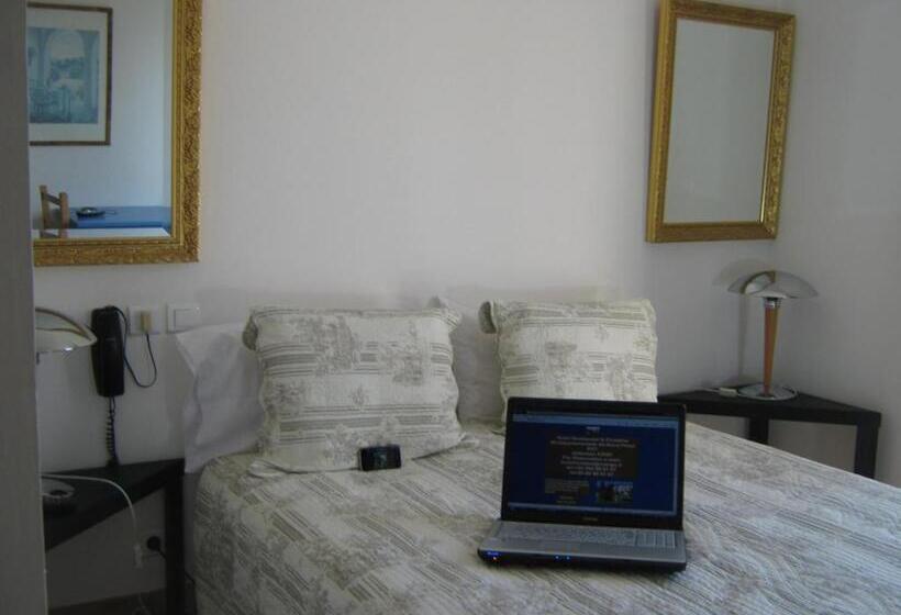 Номер Стандарт, La Fontaine