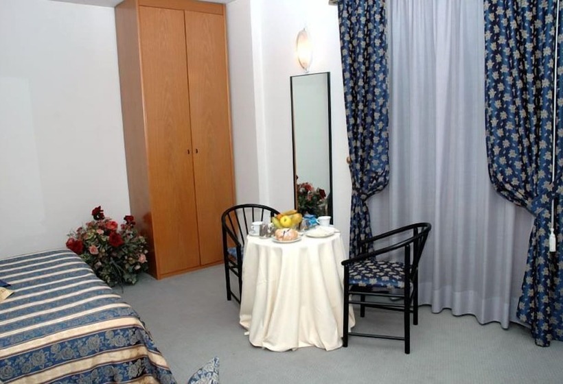 Номер Стандарт Трехместный, Le Mura E Residence