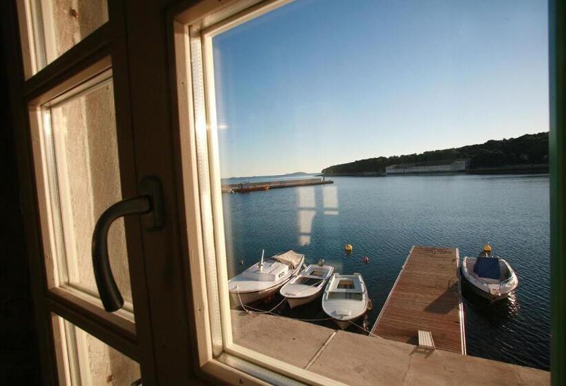 חדר סטנדרט נוף לים, Maestral