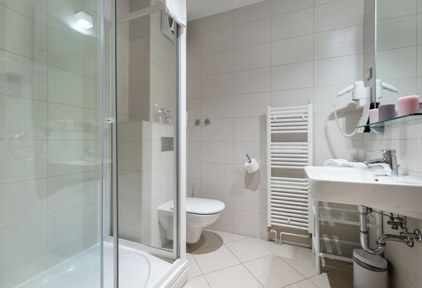 Quarto Estandar Vista Mar com Sacada, Maritimo