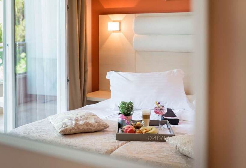 Quarto Estandar Vista Mar com Sacada, Maritimo