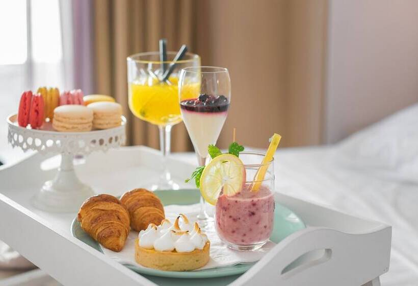 Quarto Estandar Vista Montanha, Maritimo