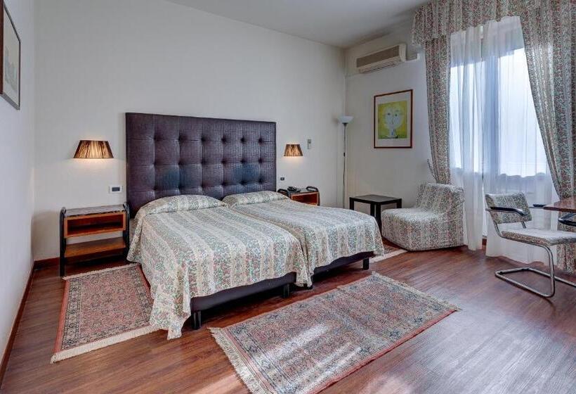 חדר קלאסי, Massimo D'azeglio