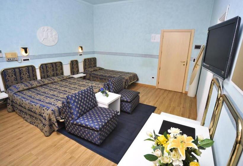 חדר משפחתי, Massimo D'azeglio