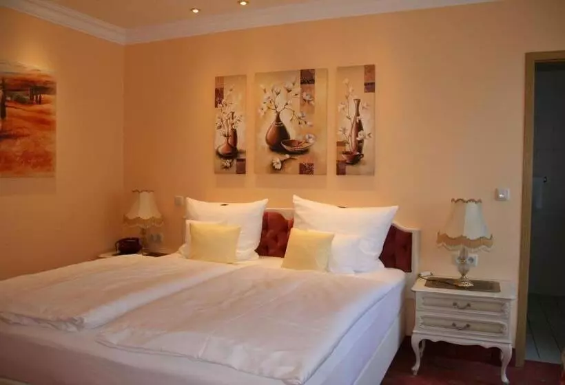 Comfort-huone, Modena