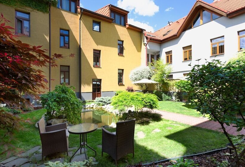 سوییت, Penzion Hradbova Residence & Spa