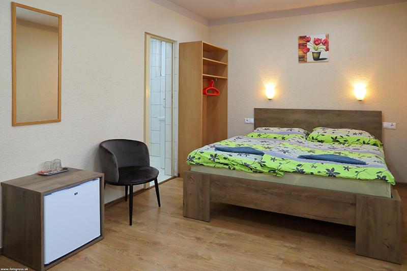 Номер Стандарт Трехместный, Wellness Penzion Maxim