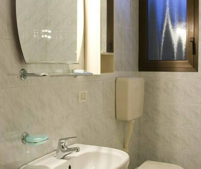 דירת חדר, Piccola Oasi