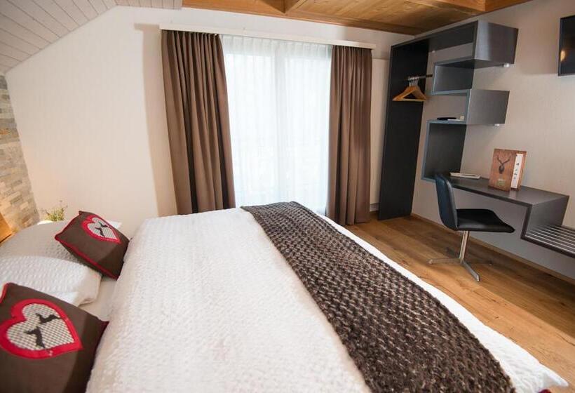 Familie Værelse, Roggerli