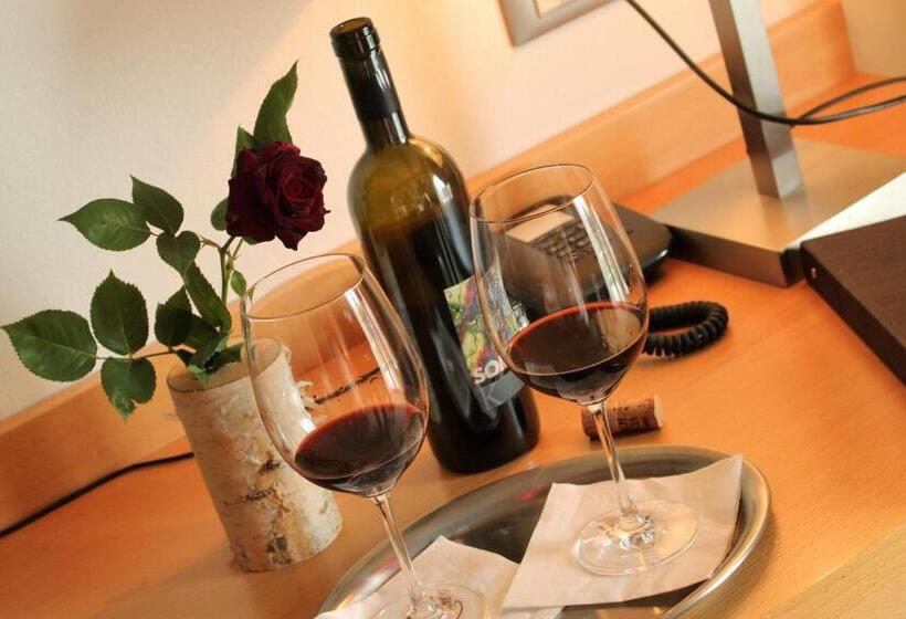 חדר סופריור יחיד, Rotwand