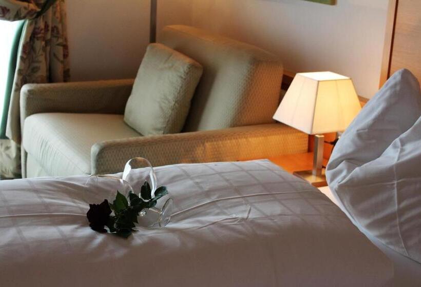 חדר סופריור עם מרפסת, Rotwand