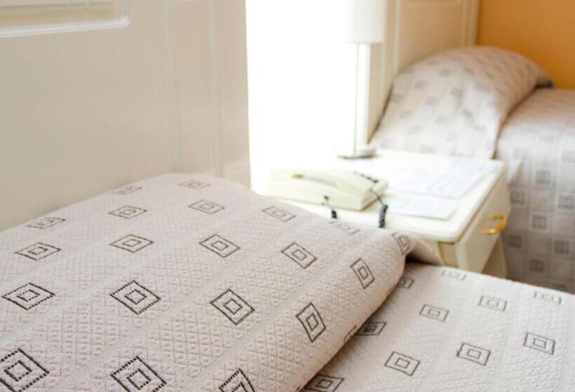 スタンダードルーム, Sandmelis