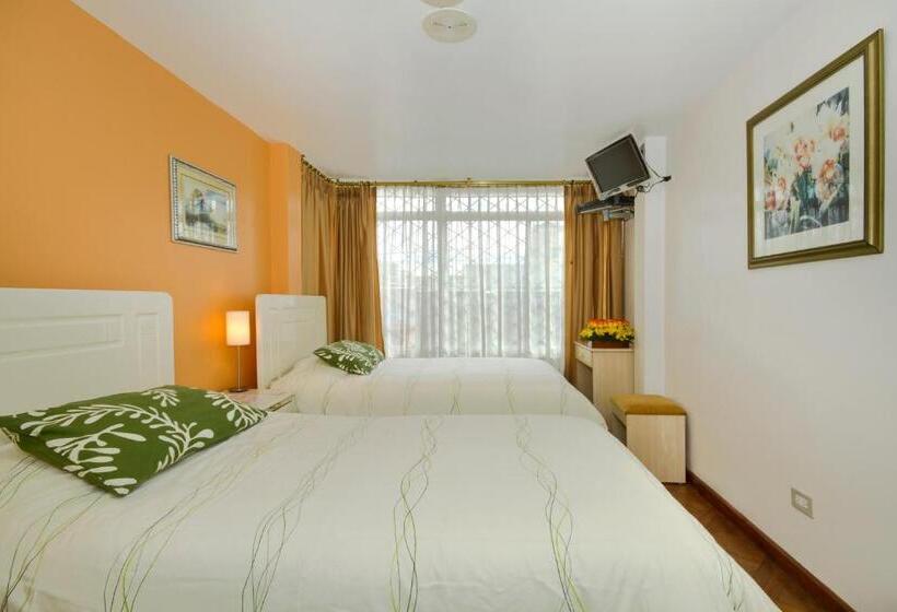 スタンダードルーム, Sandmelis