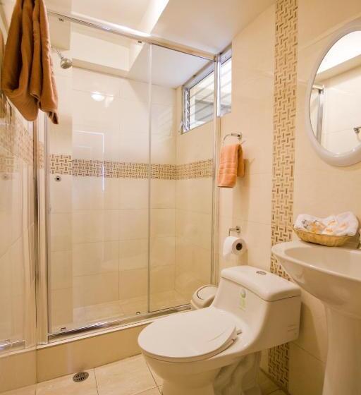 スタンダードルーム, Sandmelis