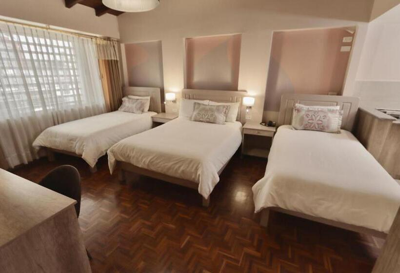 スーペリアースイート, Sandmelis