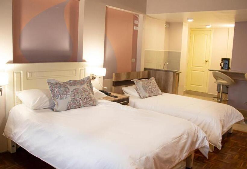 スーペリアースイート, Sandmelis