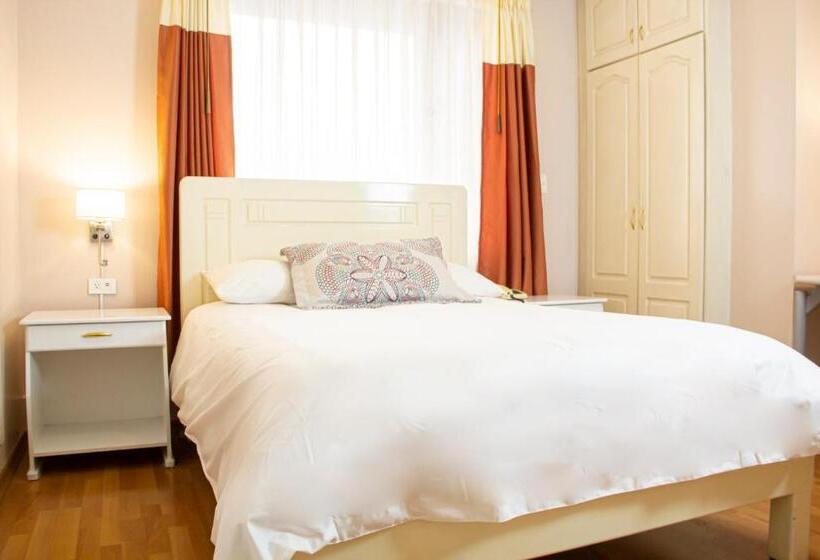 スタンダードシングルルーム, Sandmelis