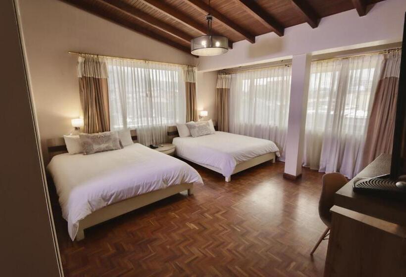 スタンダードルーム, Sandmelis