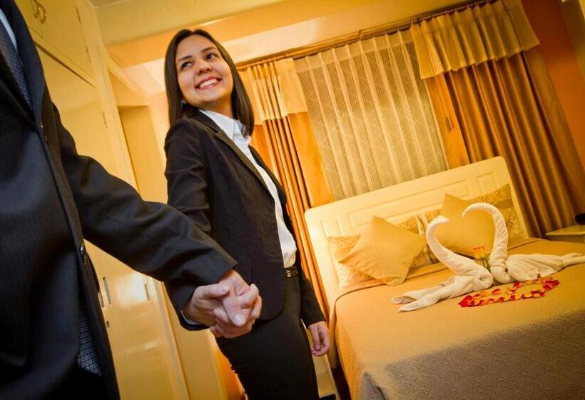 スタンダードルーム, Sandmelis