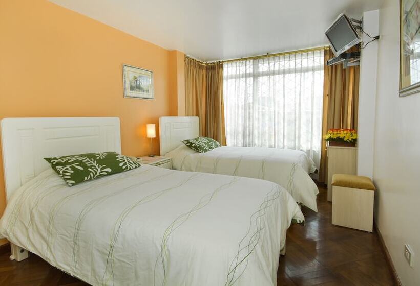 スタンダードルーム, Sandmelis