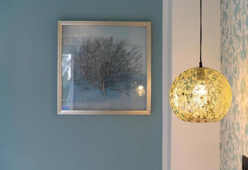 Полулюкс Вид на Море, Sogaris