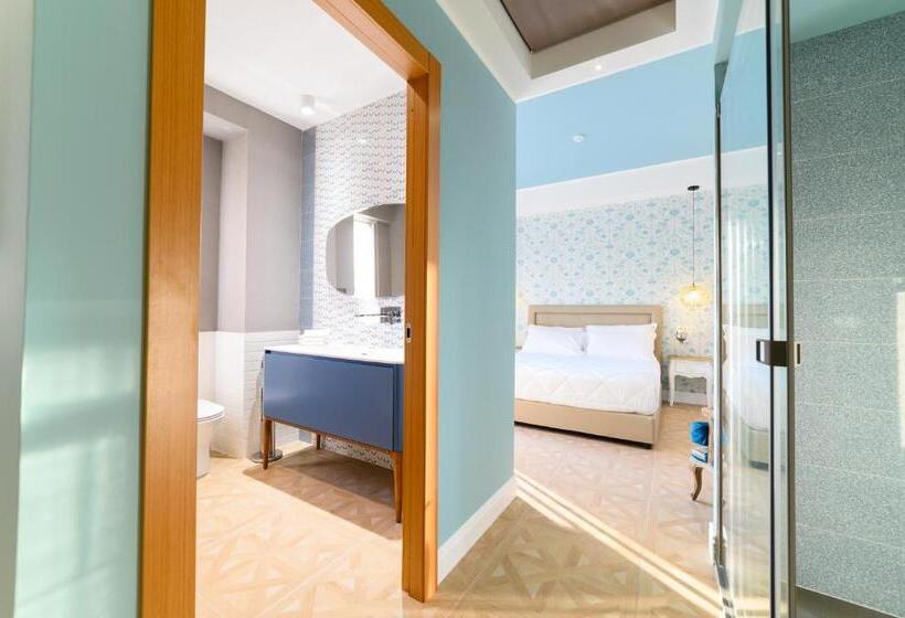 Полулюкс Вид на Море, Sogaris