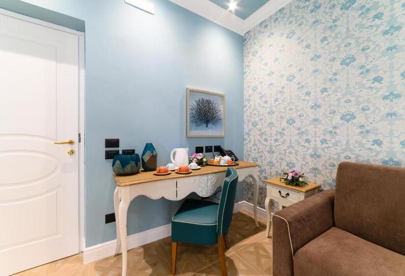 Полулюкс Вид на Море, Sogaris