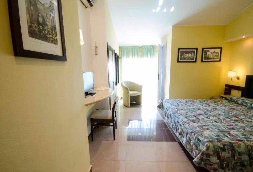 Triple Room Sea View, Tarconte