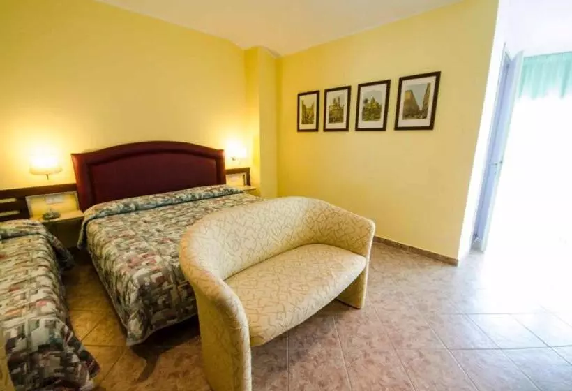 Triple Room Sea View, Tarconte