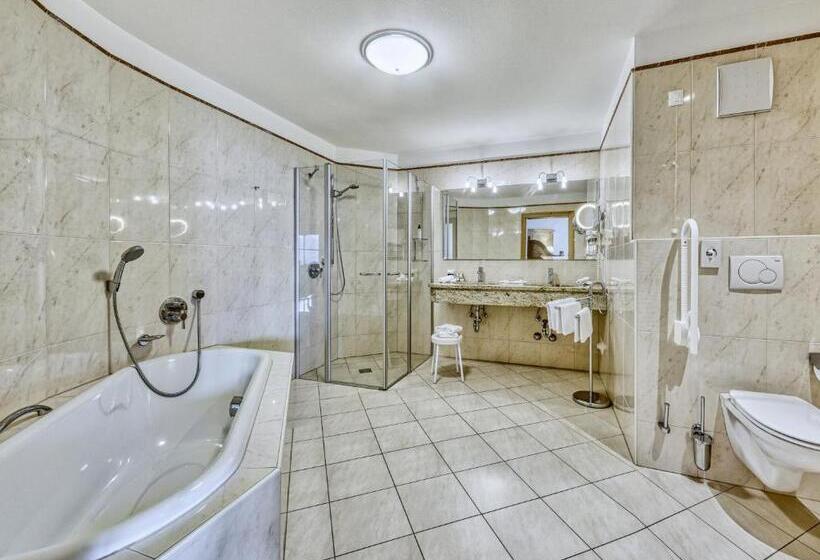 Family Suite, Traubenheim