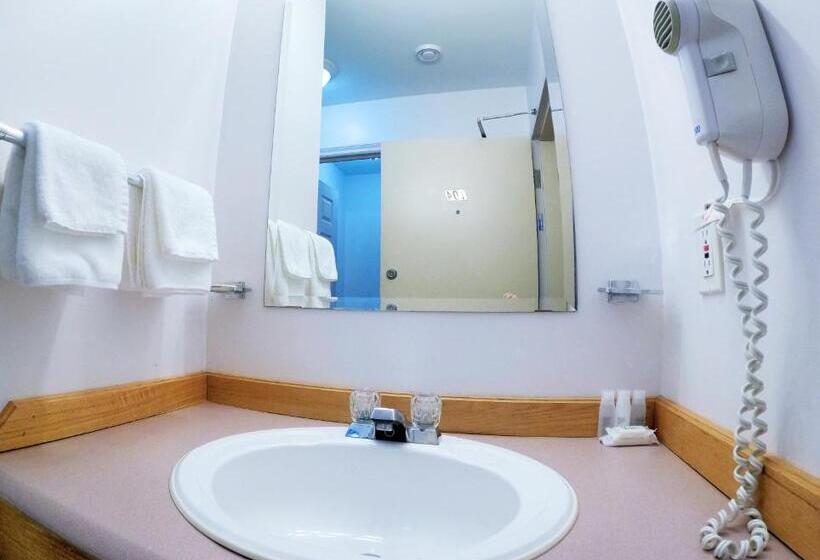 اتاق استاندارد با 2 تخت دوبل, Sherwood Inn And Motel Charlottetown
