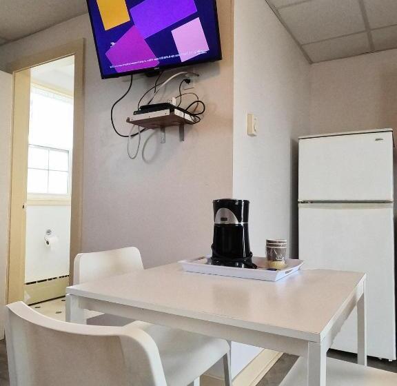 اتاق استاندارد با 2 تخت دوبل, Sherwood Inn And Motel Charlottetown